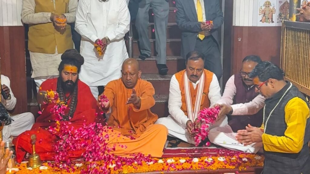 Bade Hanuman Ji Mandir Prayagraj 1